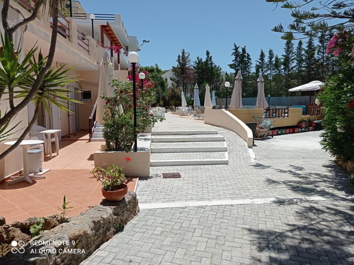 Alexandros Studios Kalamaki  Exterior photo